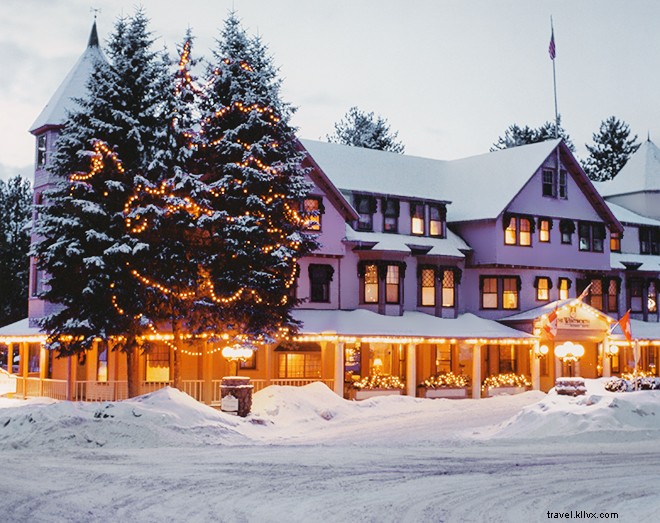 11 Hotel yang Membuat Anda Merayakan Natal di Kamar Hotel Anda 